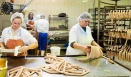 香肠工厂爆料视频播放在线观看,揭秘现代食品加工全过程