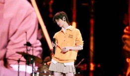 许嵩娱乐大爆料是哪一期,揭秘明星幕后故事